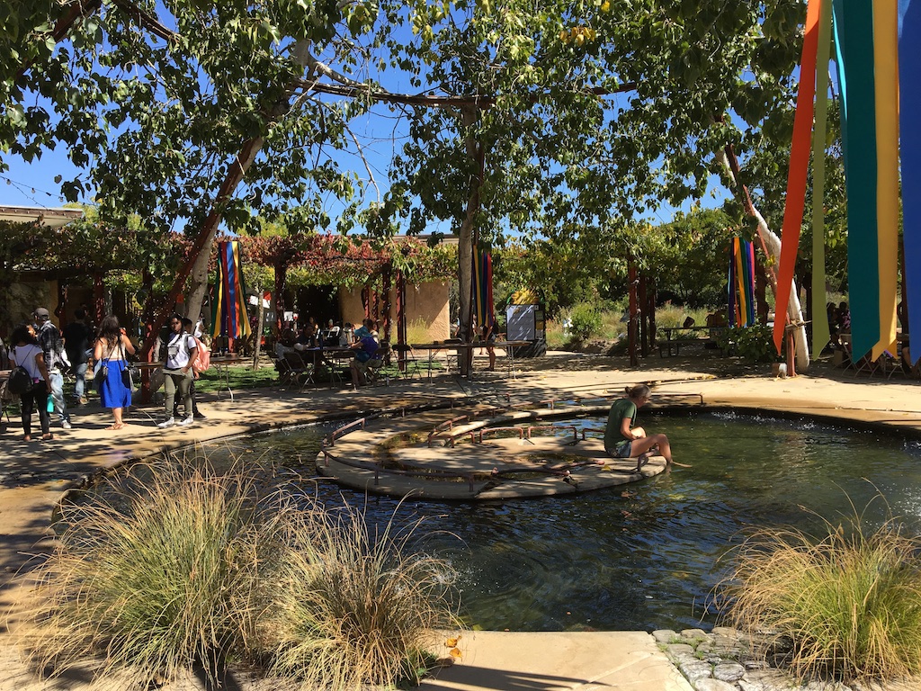 courtyard-with-water