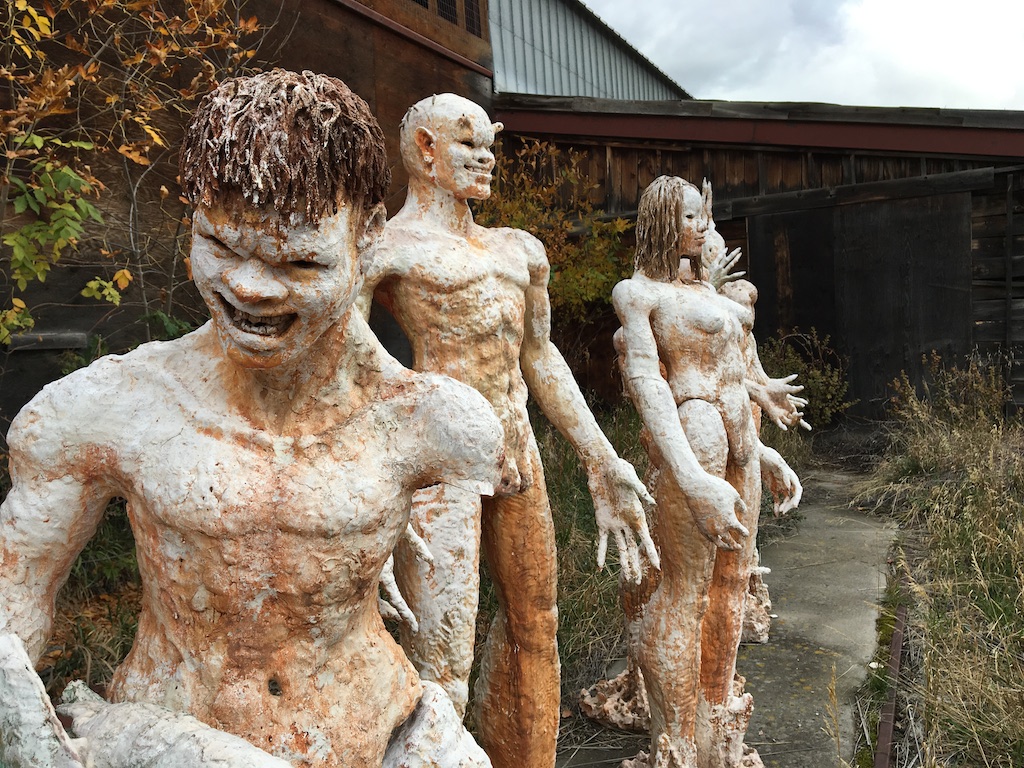 weird-figures-close-up